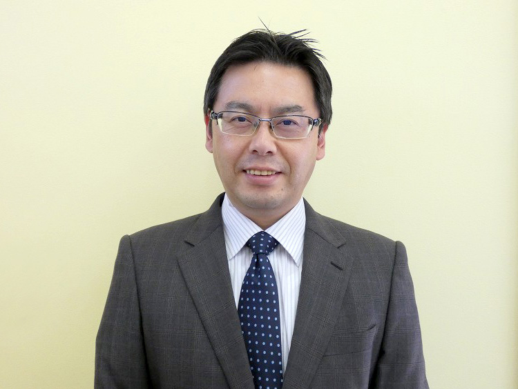 代表 平山　茂